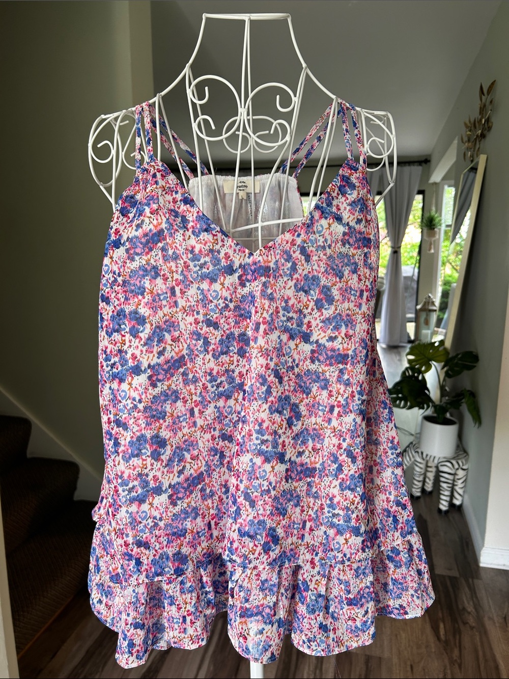 entro Pink and Blue Floral Shirt - Picture 1 of 9